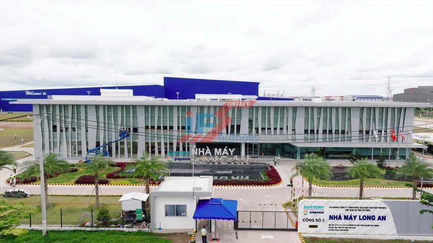MỘT MẶT SÀN - HÀNG NGHÌN BƯỚC CHÂN - VÔ VÀN NỔ LỰC PHÍA SAU
